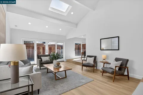 $2,350,000 | 187 Cypress Point Way, Moraga, CA 94556