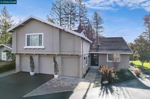 $2,350,000 | 187 Cypress Point Way, Moraga, CA 94556