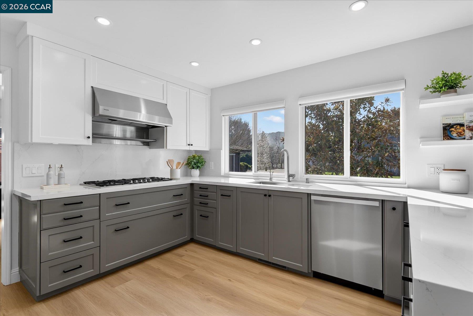 187 Cypress Point Way Moraga, CA 94556 - Photo 7 of 33