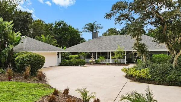 $799,000 | 1938 Southwest Winners Drive, Palm City, FL 34990