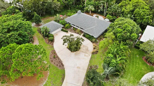 $799,000 | 1938 Southwest Winners Drive, Palm City, FL 34990