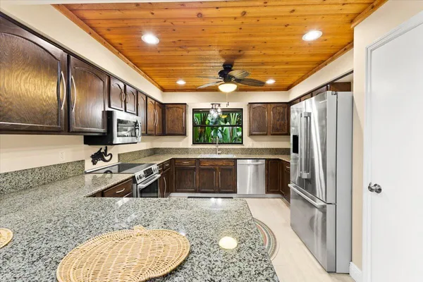 $799,000 | 1938 Southwest Winners Drive, Palm City, FL 34990