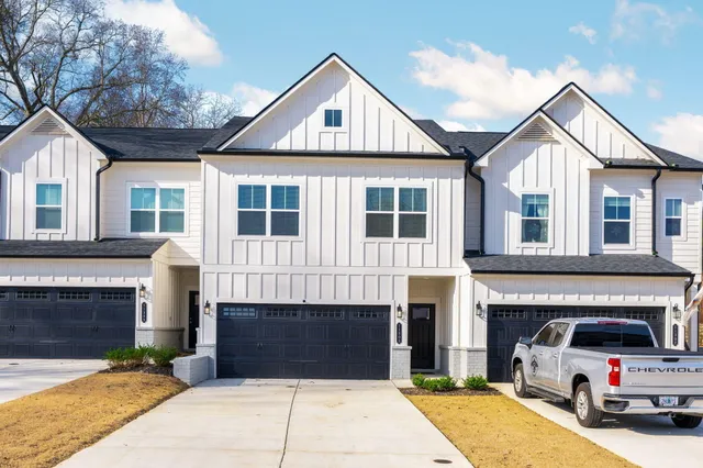 $329,900 | 11305 Cape View, Soddy Daisy, TN 37379