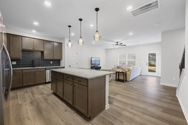 $329,900 | 11305 Cape View, Soddy Daisy, TN 37379