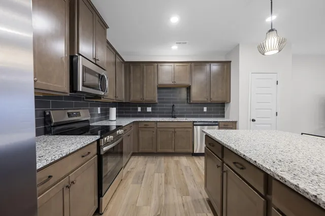 $329,900 | 11305 Cape View, Soddy Daisy, TN 37379