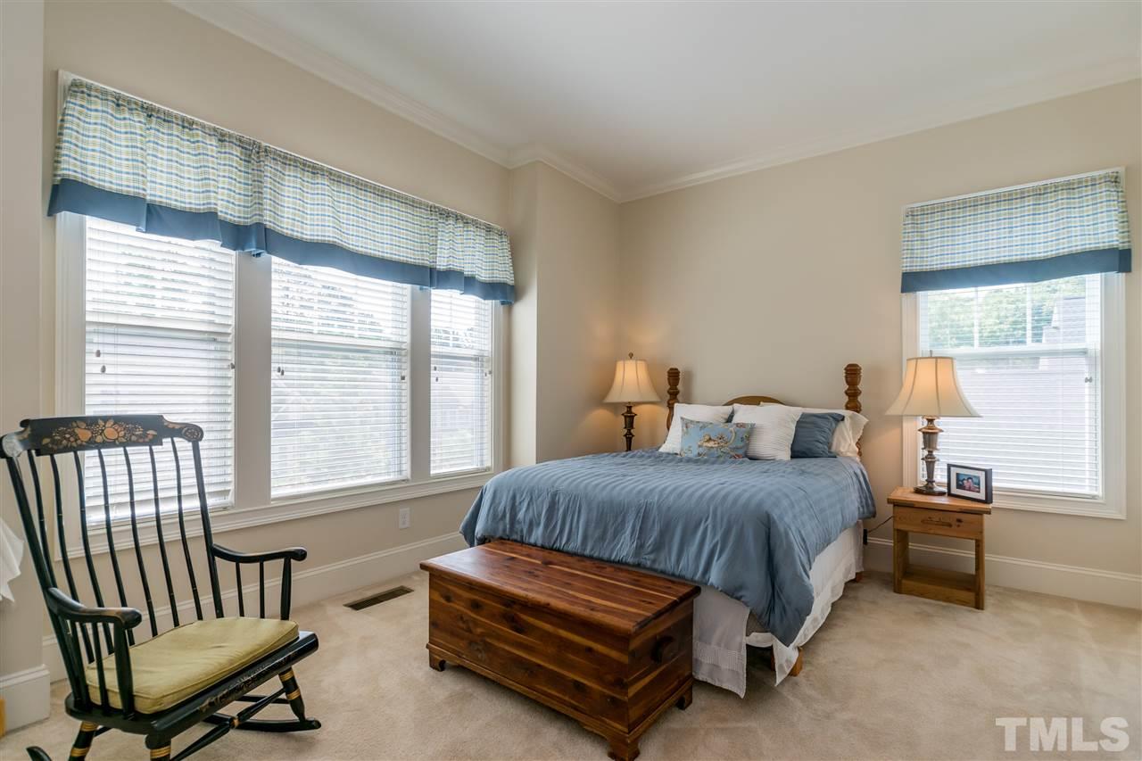 2317 Silent Stream Court Raleigh, NC 27607 - Photo 15 of 29 Gallery Image 15