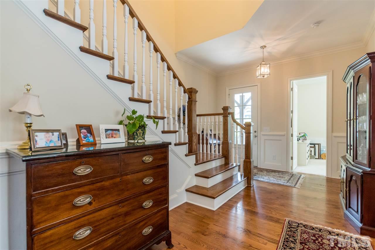 2317 Silent Stream Court Raleigh, NC 27607 - Photo 4 of 29 Gallery Image 4