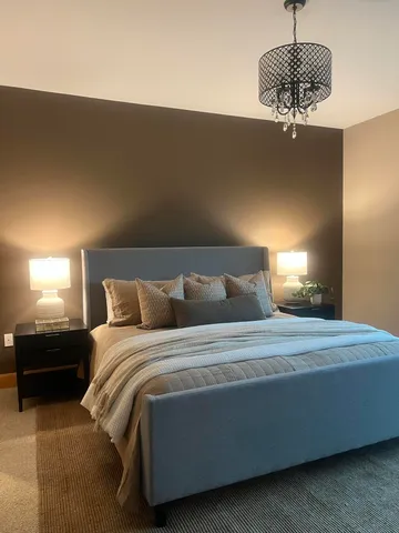 $250,000 | 1550 East Royall Place, Unit 505, Milwaukee, WI 53202