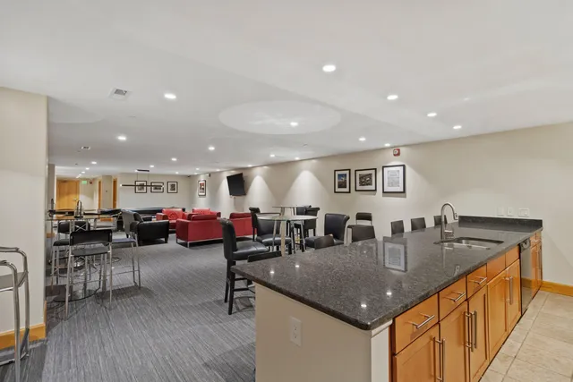 $250,000 | 1550 East Royall Place, Unit 505, Milwaukee, WI 53202