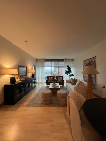 $250,000 | 1550 East Royall Place, Unit 505, Milwaukee, WI 53202