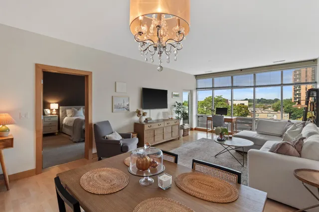 $250,000 | 1550 East Royall Place, Unit 505, Milwaukee, WI 53202