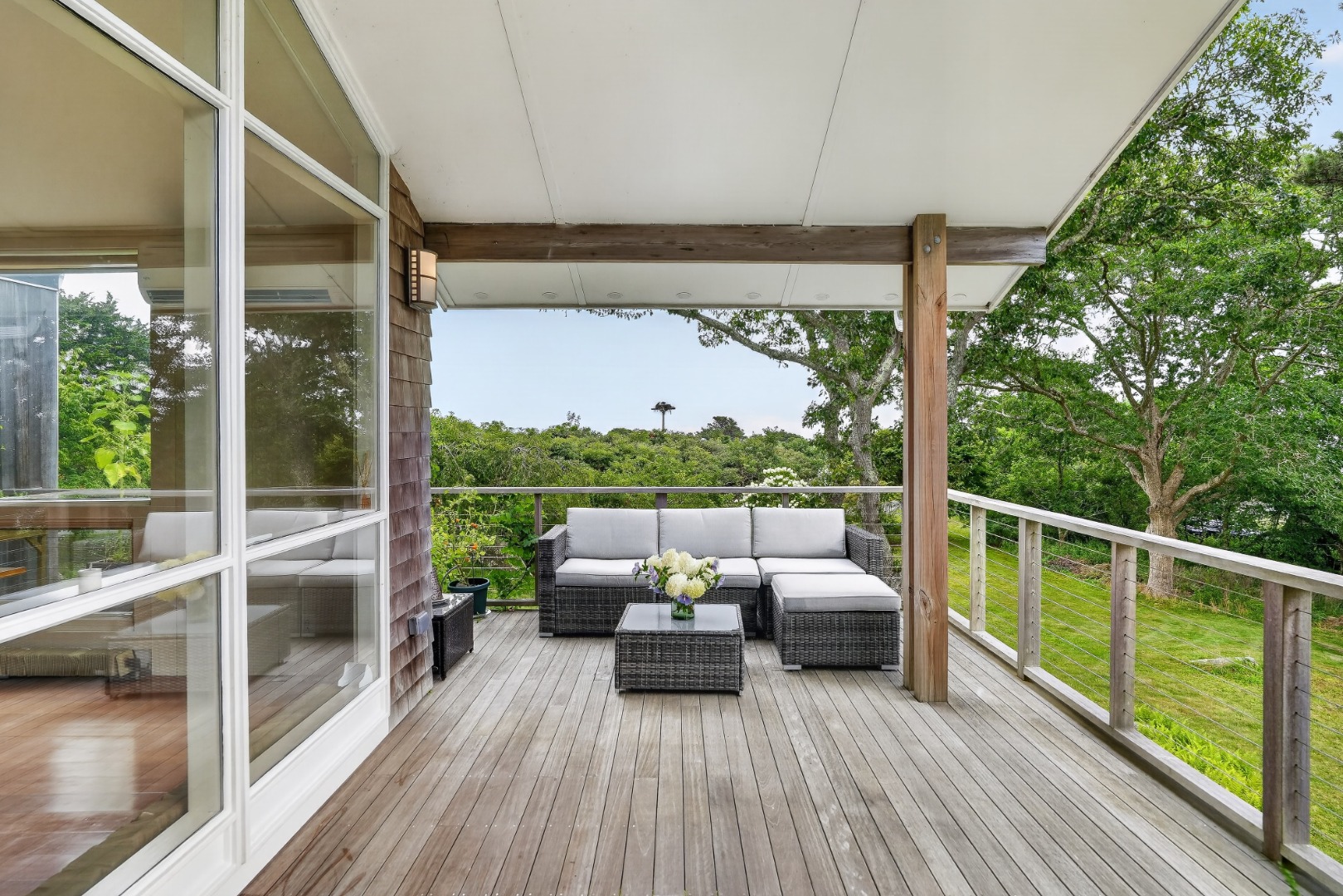 8 Wauwompauque Trail Chilmark, MA 02535 - Photo 12 of 75 Gallery Image 12