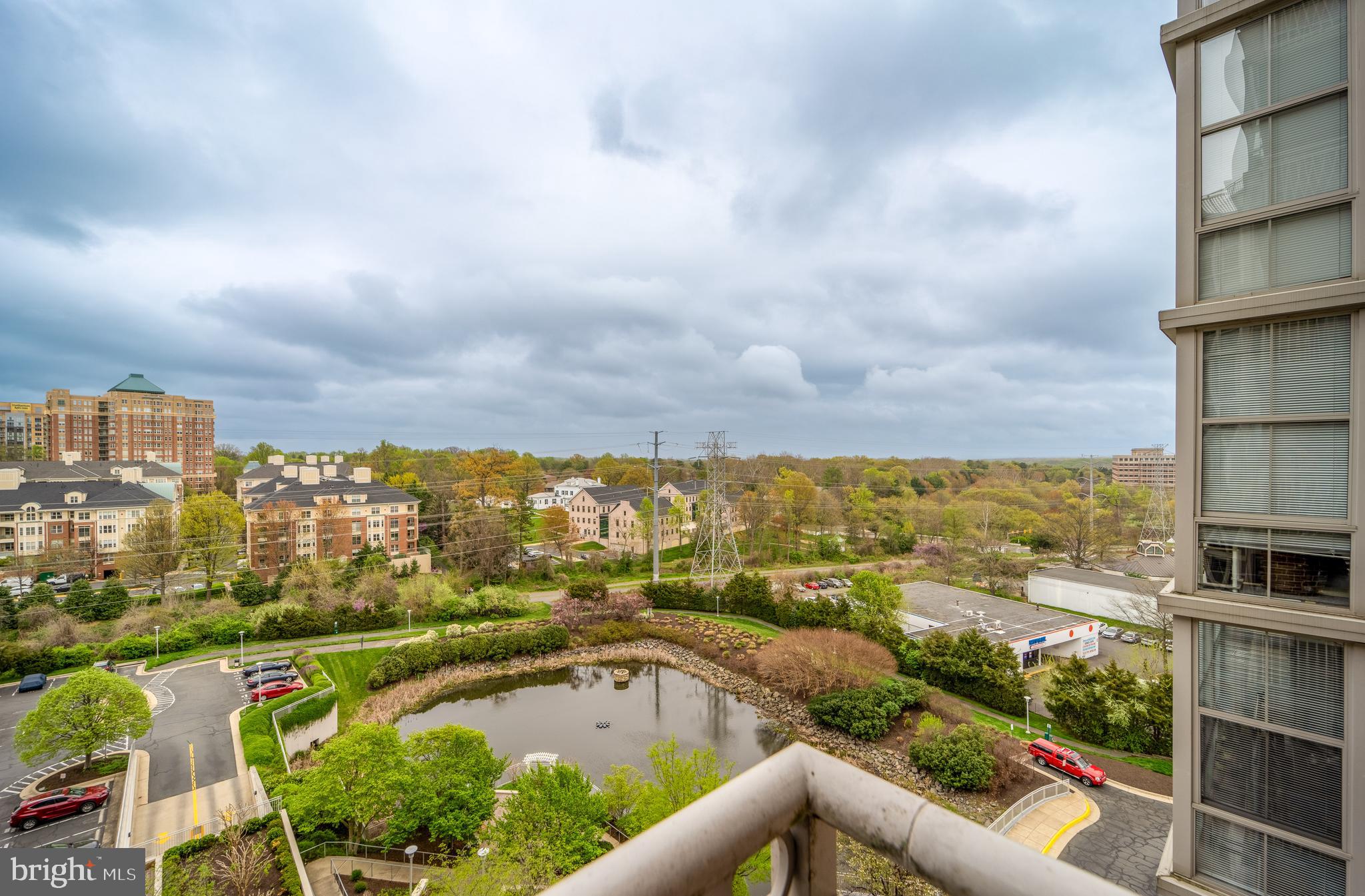 11800 Sunset Hills Road, Unit 925 Reston, VA 20190 - Photo 31 of 49 an outdoor view with a garden
