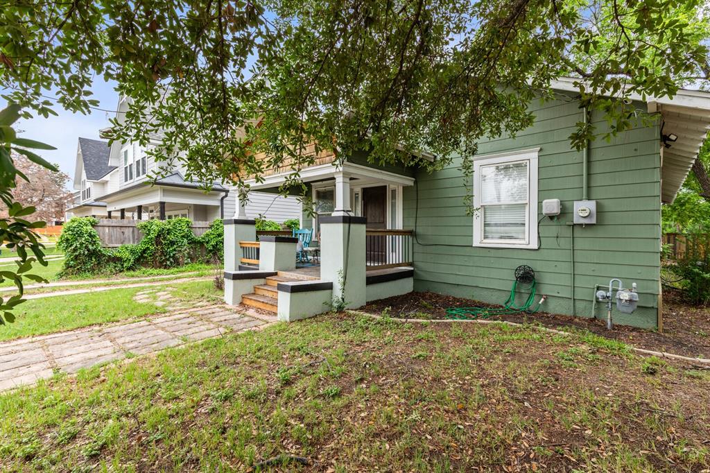 1815 South 12th Street Waco, TX 76706 - Photo 3 of 39 a view of a house with a yard