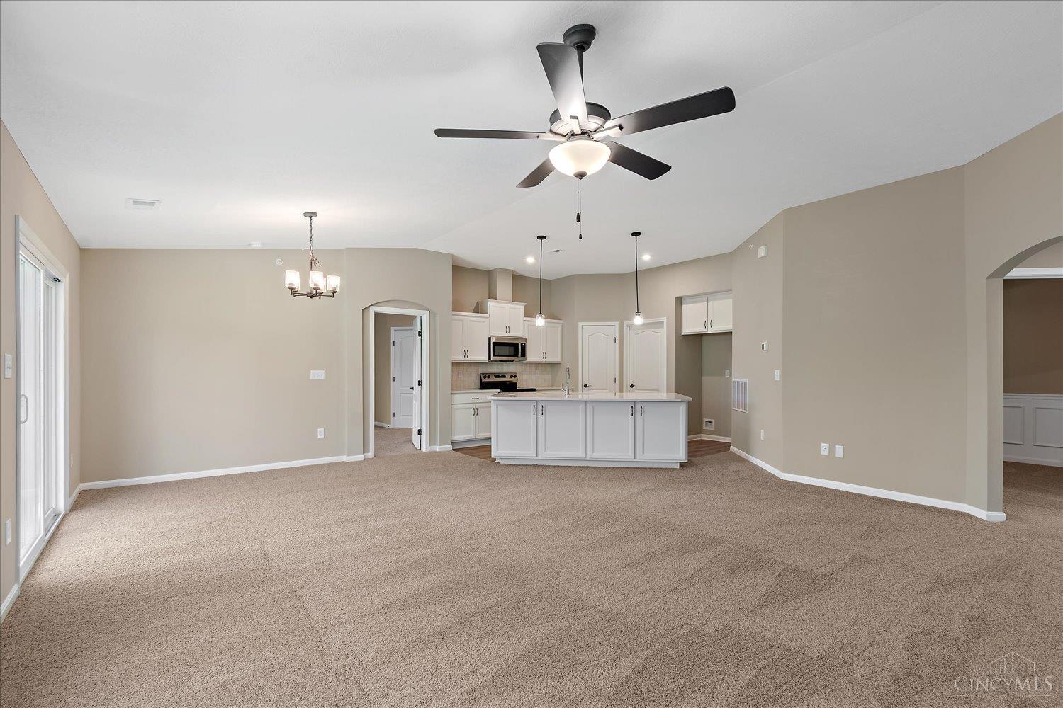 547 Tradition Ridge, Unit 81301 Cincinnati, OH 45245 - Photo 9 of 37