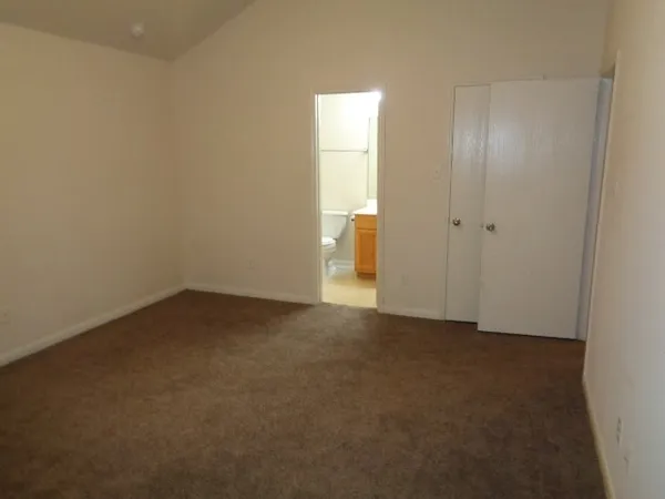 $1,695 | 12079 La Salle Oaks, Conroe, TX 77304