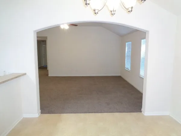 $1,695 | 12079 La Salle Oaks, Conroe, TX 77304