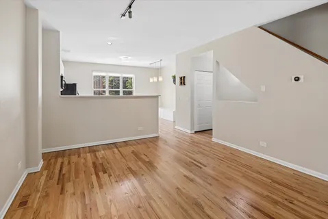 $439,000 | 2406 West Lexington Street, Chicago, IL 60612