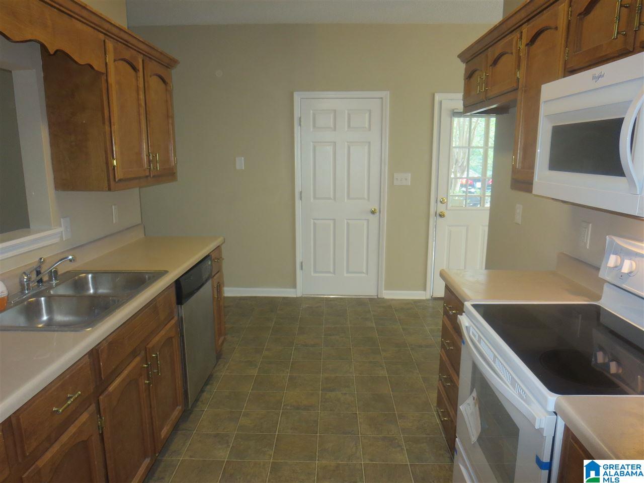 4555 Haley Street Birmingham, AL 35235 - Photo 5 of 17