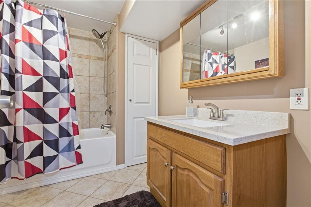120 Crestview Manor Monongahela, PA 15063 - Photo 31 of 38 a bathroom with a sink toilet and shower