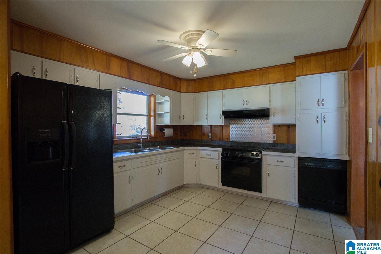 948 5th Avenue Southwest Alabaster, AL 35007 - Photo 12 of 50