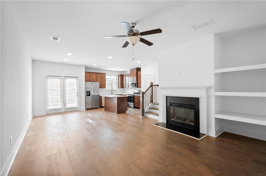 6418 Shalks Crossing Lithonia, GA 30058 - Photo 3 of 22