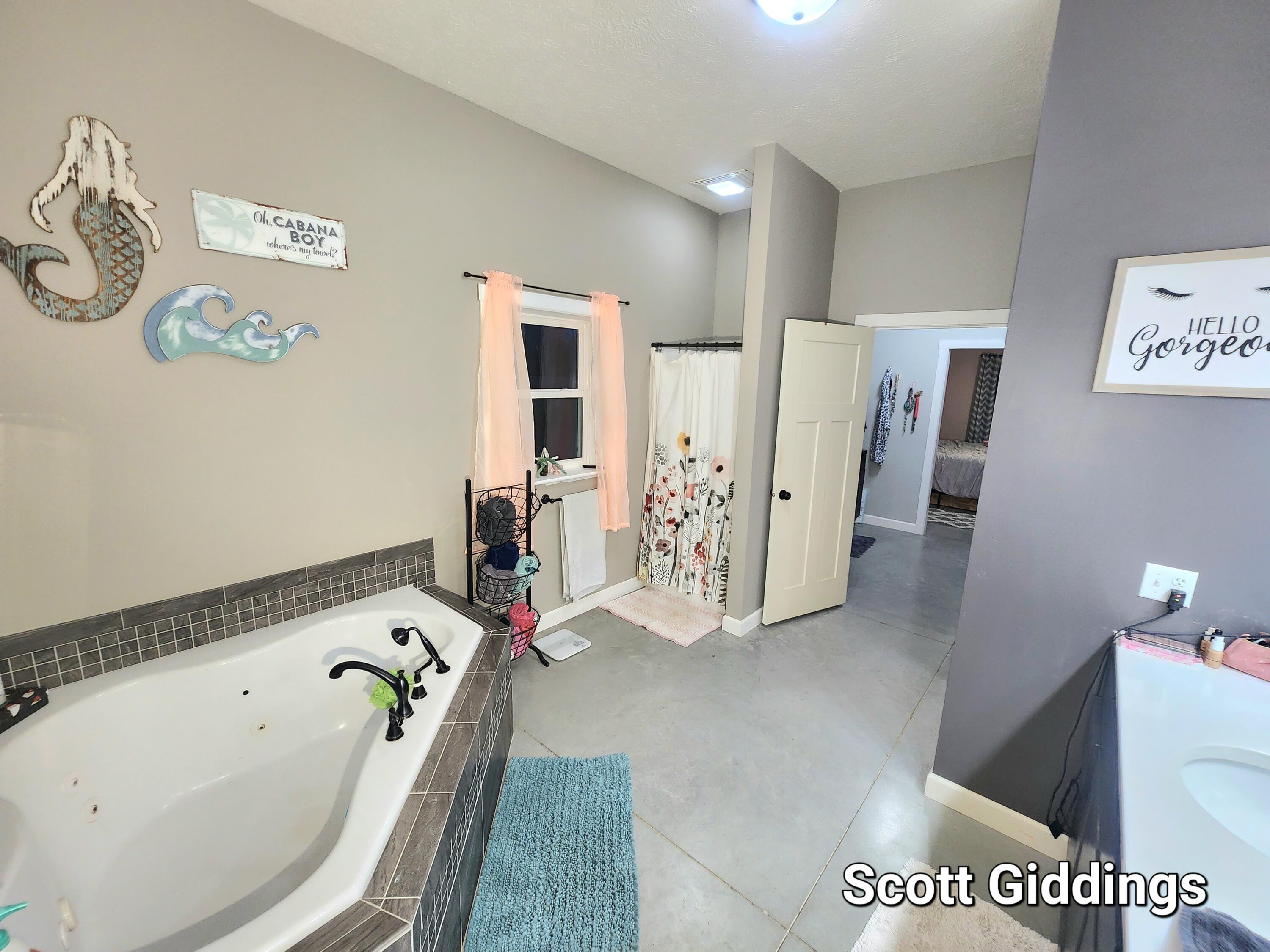 9322 Musson Road Six Lakes, MI 48886 - Photo 16 of 34 20221113_172558