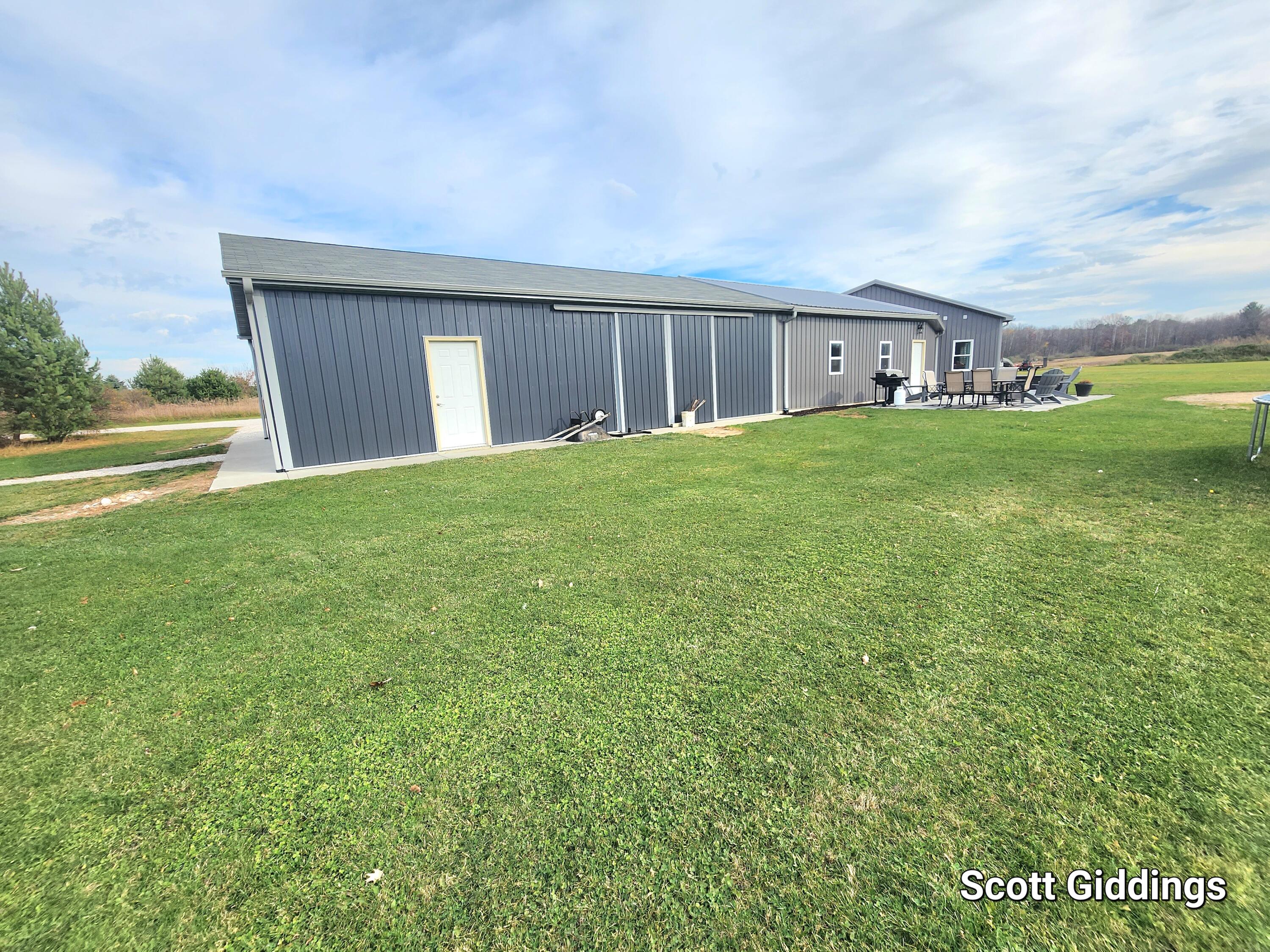 9322 Musson Road Six Lakes, MI 48886 - Photo 4 of 34 20221110_102739
