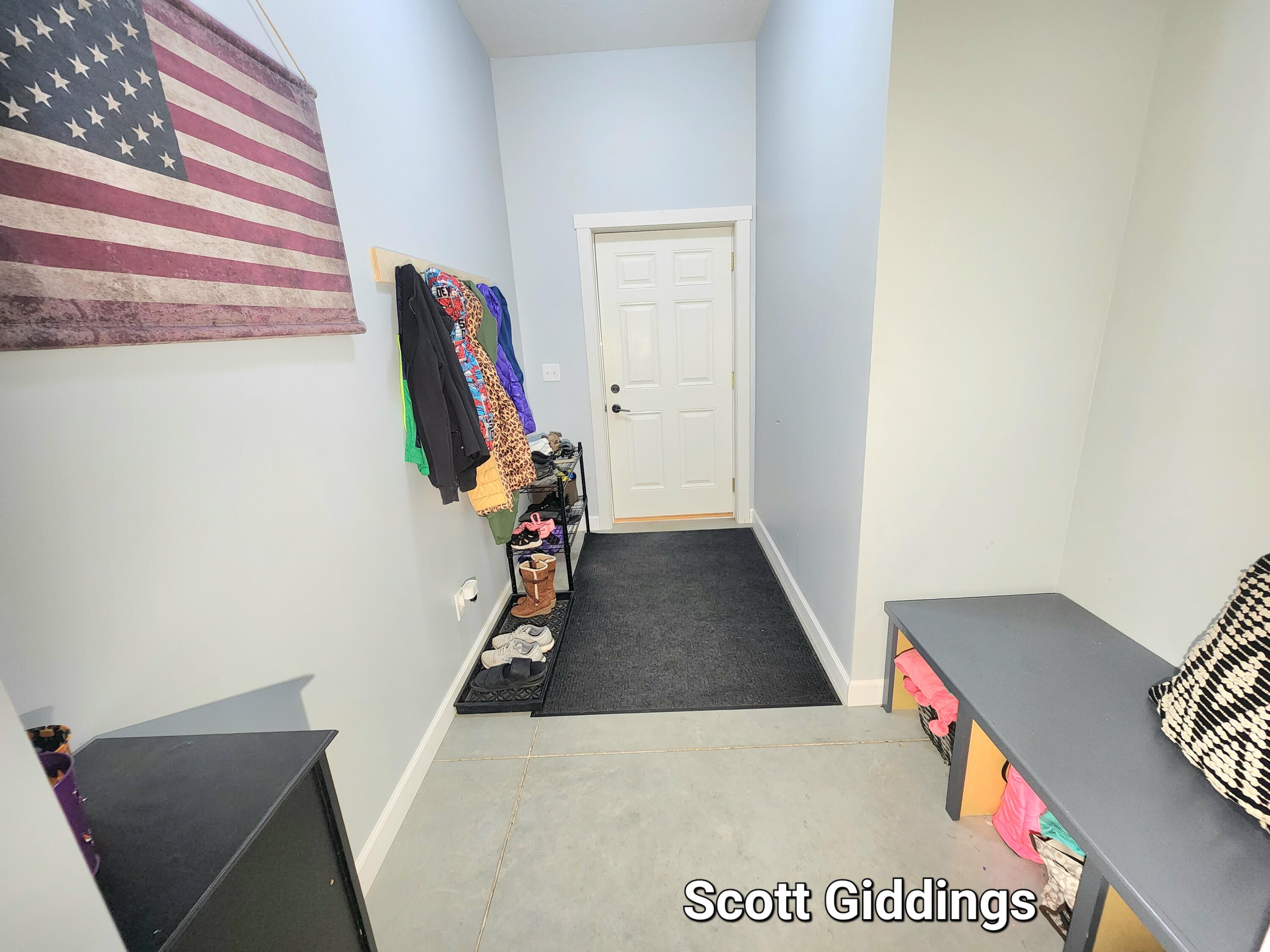 9322 Musson Road Six Lakes, MI 48886 - Photo 9 of 34 20221113_174322