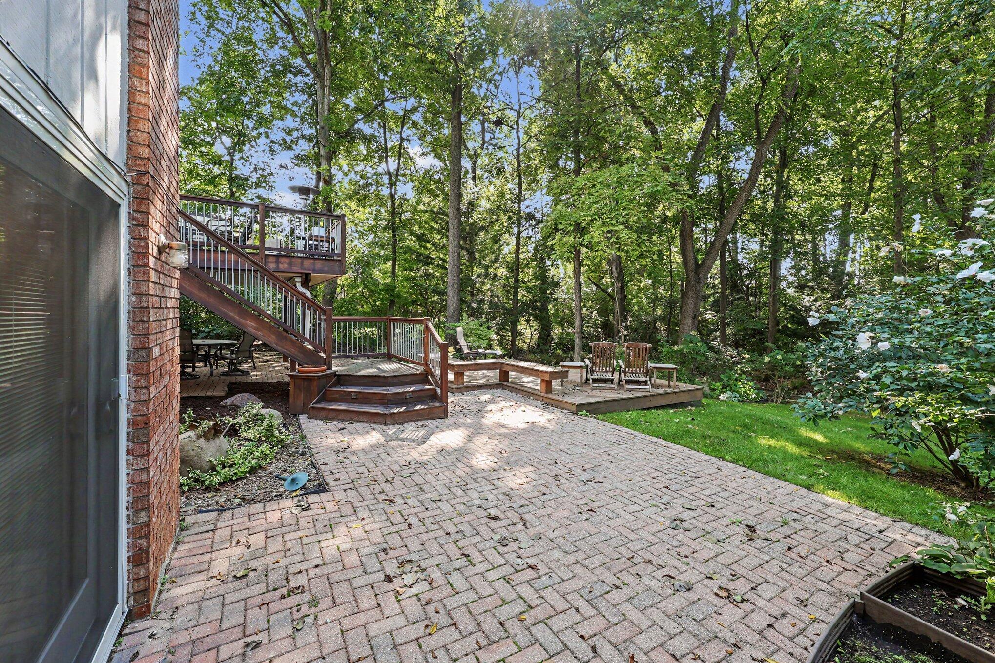 2514 Hawthorne Road Ann Arbor, MI 48104 - Photo 7 of 86 074_file_2713