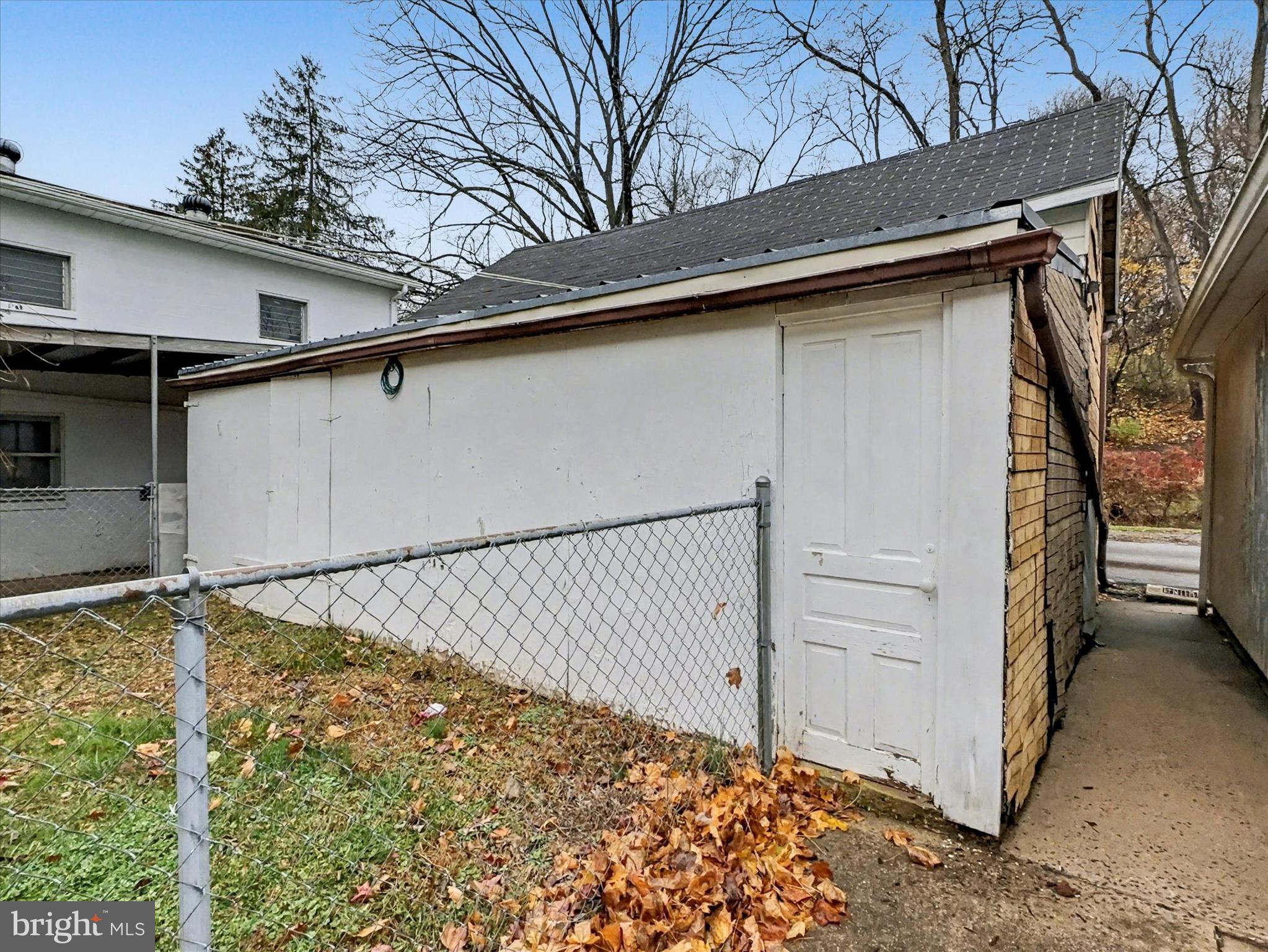 88 East Main Street Windsor, PA 17366 - Photo 21 of 23