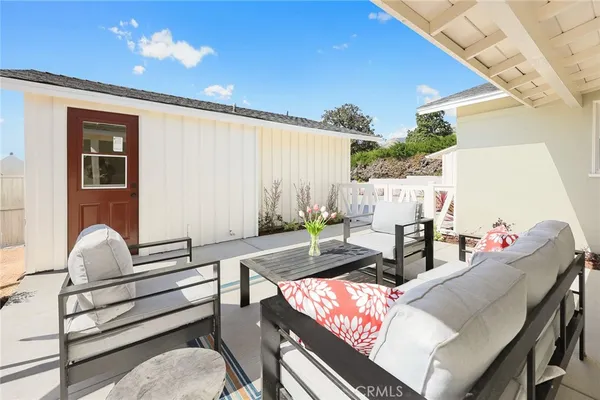 $1,428,000 | 1140 Daveric Drive, Pasadena, CA 91107