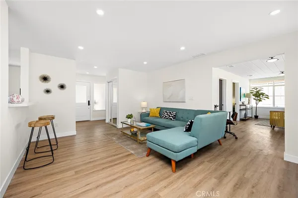 $1,428,000 | 1140 Daveric Drive, Pasadena, CA 91107