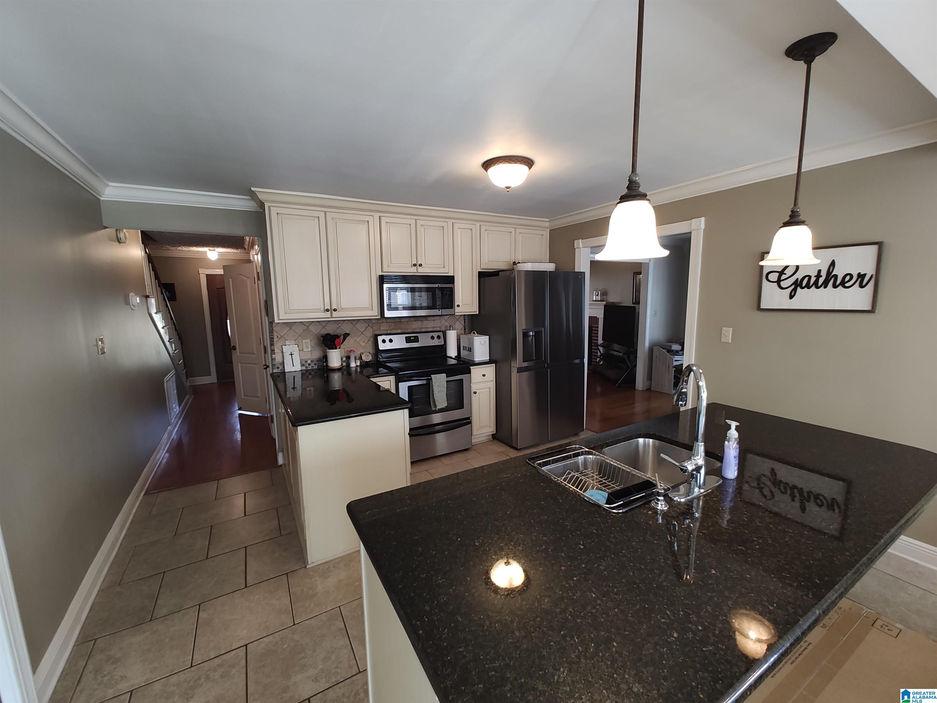1840 Pleasant Ridge Drive Sylacauga, AL 35150 - Photo 13 of 33