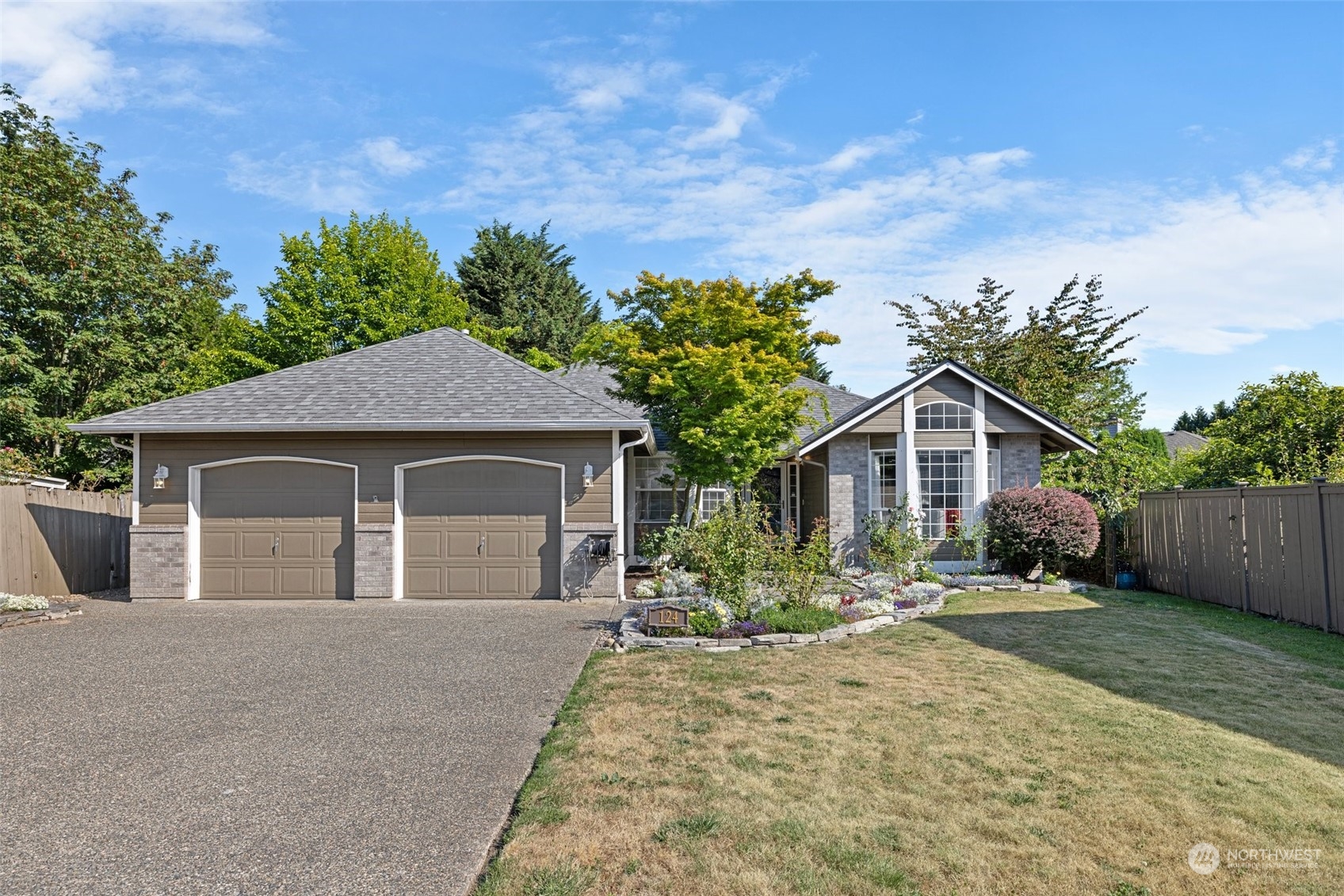 124 173rd Street Southwest Bothell, WA 98012 - Photo 3 of 33
