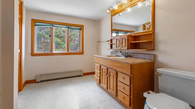 $389,000 | 18 South Road, China, ME 04358