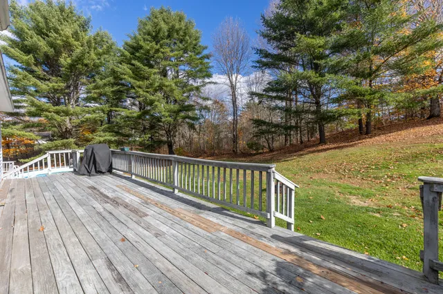 $389,000 | 18 South Road, China, ME 04358