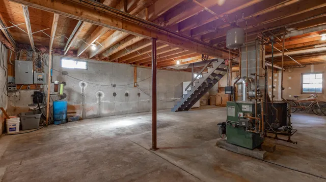 $389,000 | 18 South Road, China, ME 04358