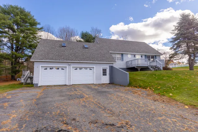 $389,000 | 18 South Road, China, ME 04358