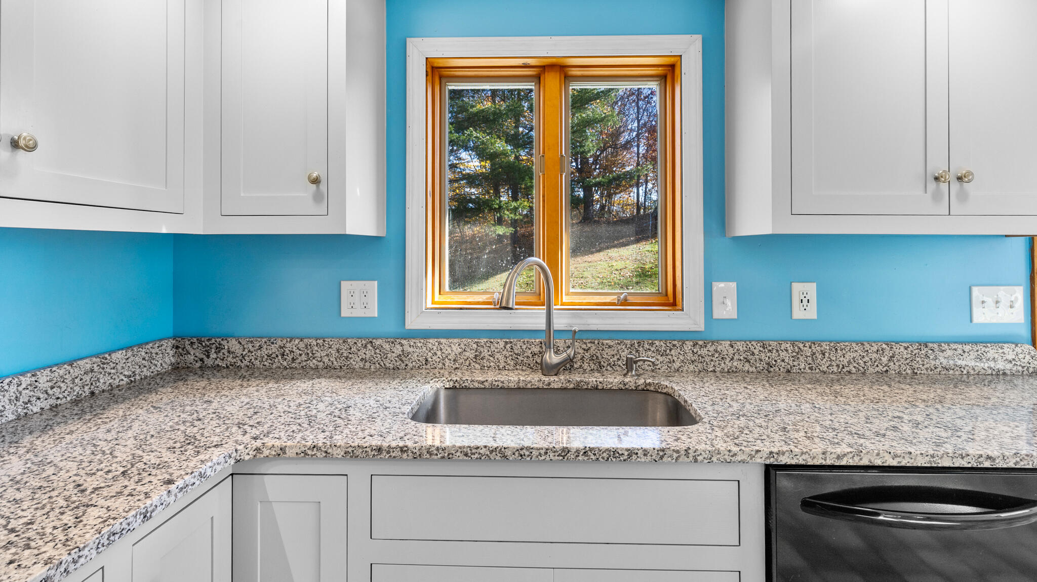 18 South Road China, ME 04358 - Photo 6 of 66 _MG_1270