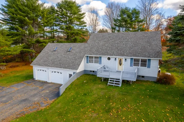 $389,000 | 18 South Road, China, ME 04358