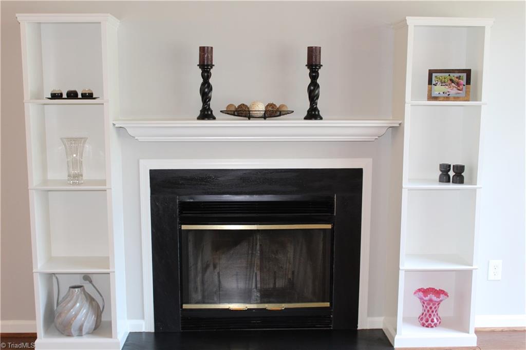 5902 High View Road Greensboro, NC 27410 - Photo 9 of 30 Gallery Image 9