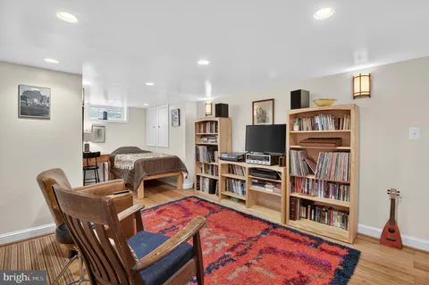 $525,000 | 9207 Long Branch Parkway, Silver Spring, MD 20901