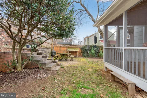 $525,000 | 9207 Long Branch Parkway, Silver Spring, MD 20901