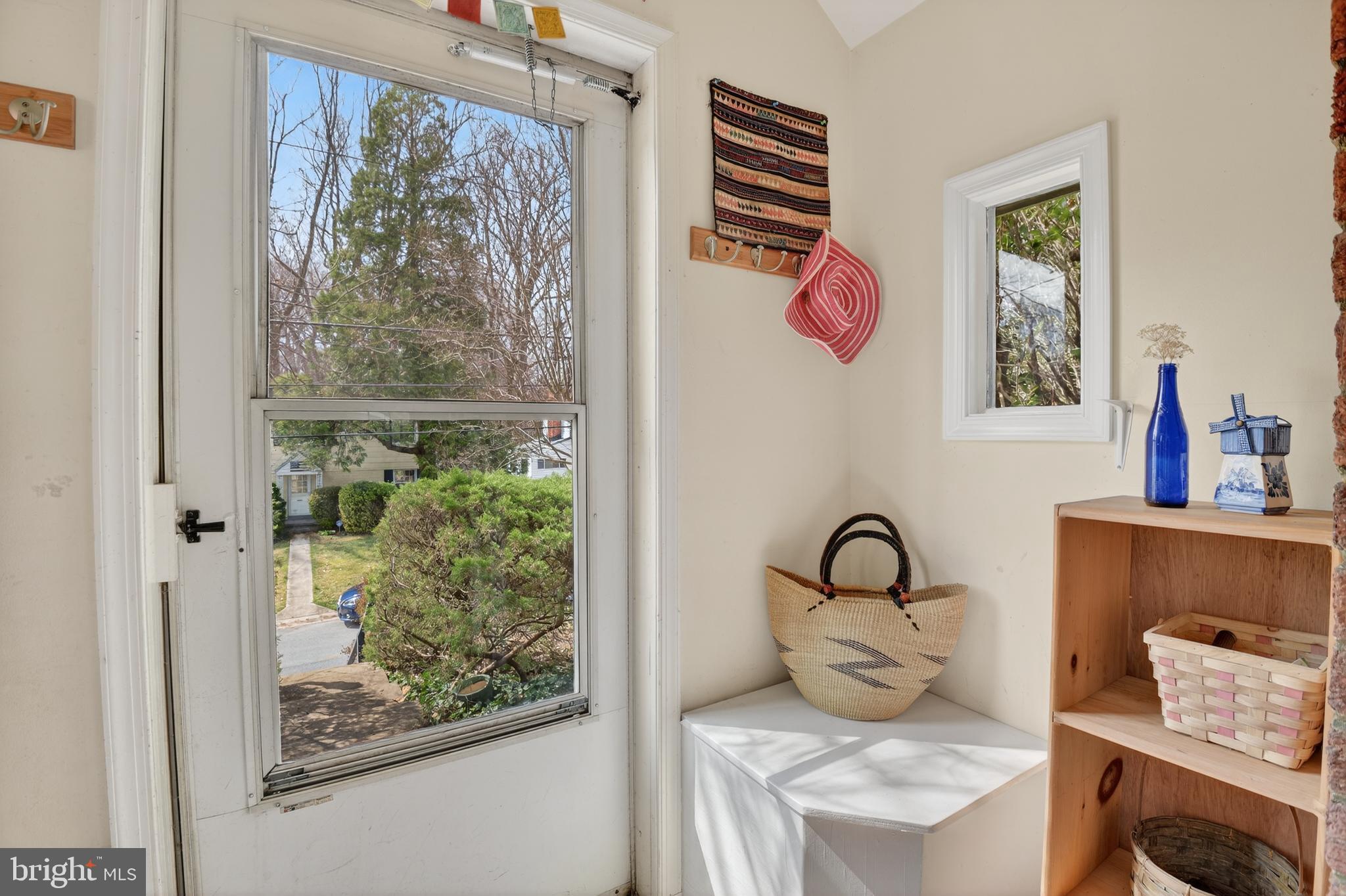 9207 Long Branch Parkway Silver Spring, MD 20901 - Photo 4 of 37