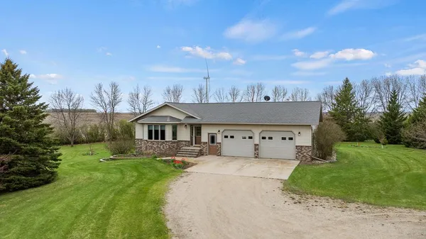 $335,000 | 1575 Highway 19, Hendricks, MN 56136