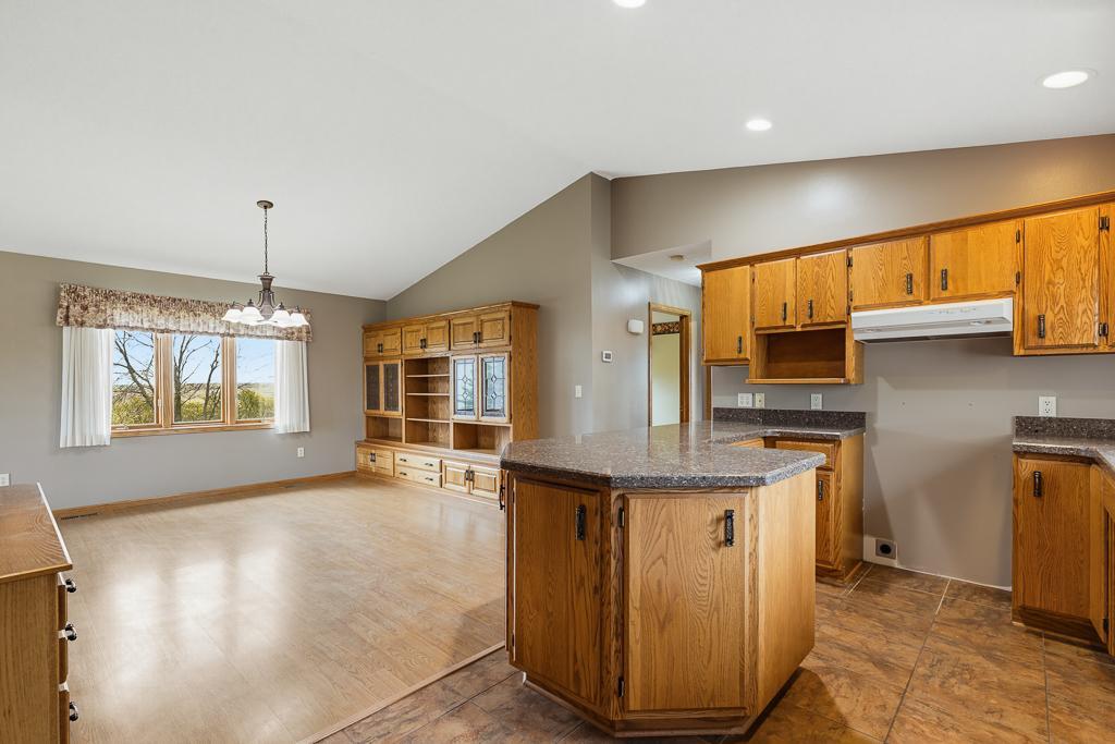 1575 Highway 19 Hendricks, MN 56136 - Photo 24 of 53