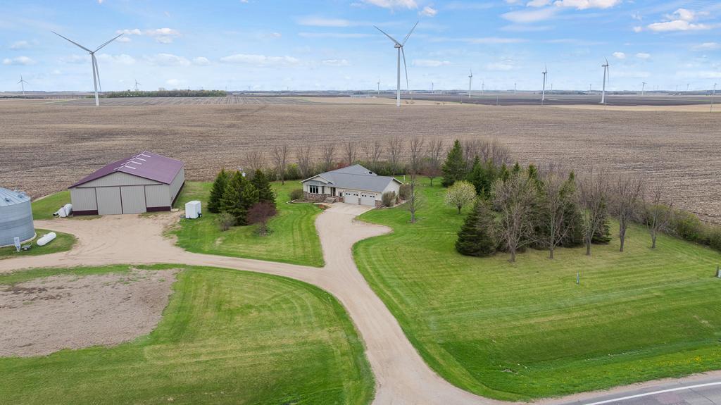 1575 Highway 19 Hendricks, MN 56136 - Photo 4 of 53