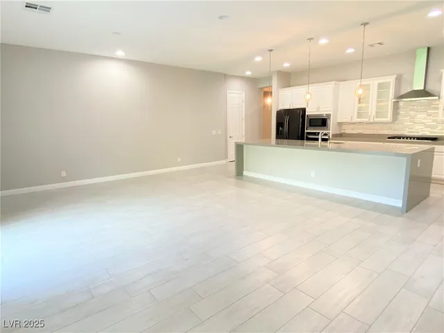 $2,990 | 7583 Desert Rhyolite Street, Las Vegas, NV 89113