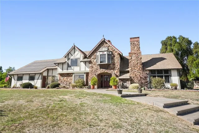 $1,900,000 | 32852 Agua Dulce Canyon Road, Agua Dulce, CA 91390